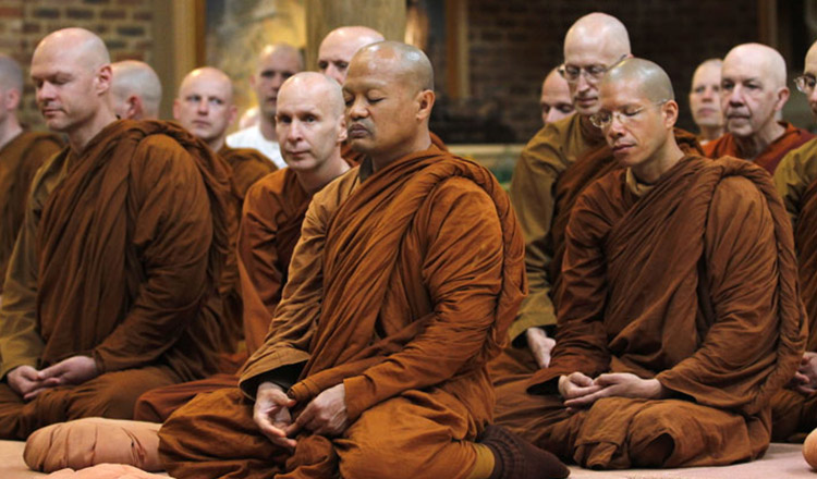Cum să ai o viață liniștită, învățând din obiceiurile călugărilor budiști